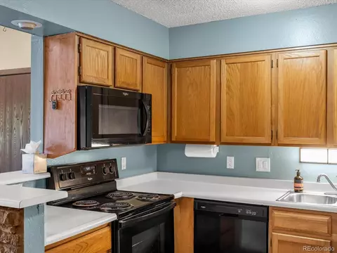 427 Wright St #306, Lakewood, CO 80228 photo 11