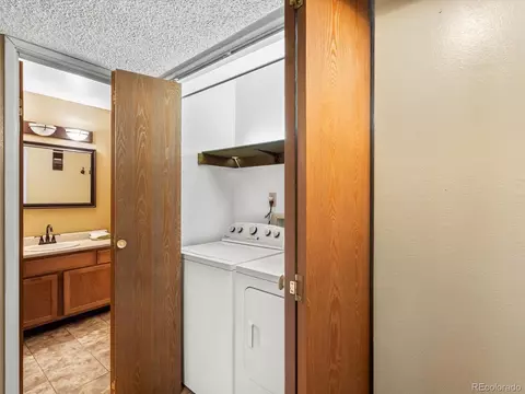 427 Wright St #306, Lakewood, CO 80228 photo 17