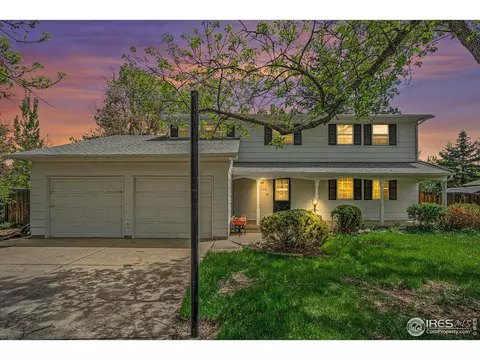 2206 Scarborough Ct, Fort Collins, CO 80526