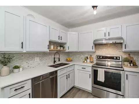585 S Alton Way #12B, Denver, CO 80247