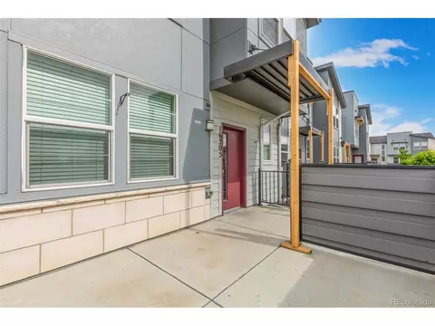 16205 E Warner Dr, Denver, CO 80239 photo 4