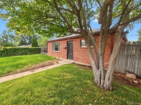 9211 Lillian Ln, Thornton, CO 80229