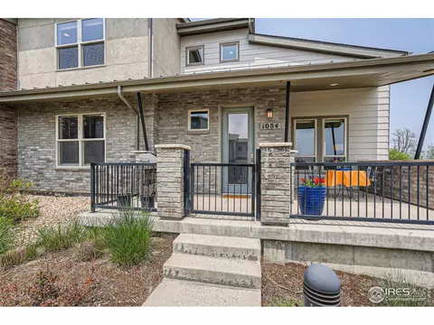 1084 Maria Ln, Louisville, CO 80027