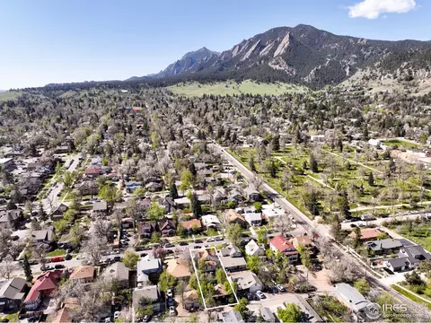 953 Pleasant St, Boulder, CO 80302