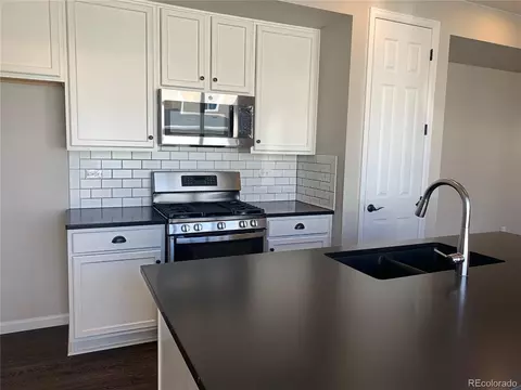 23504 E 5th Pl, Aurora, CO 80018 photo 4