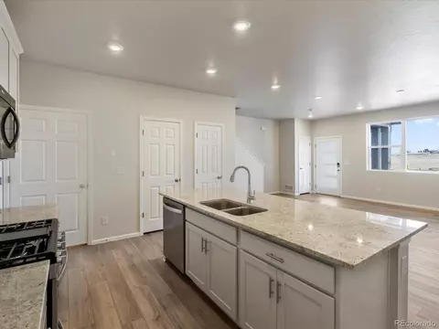 21203 E 63rd Dr, Aurora, CO 80019 photo 9