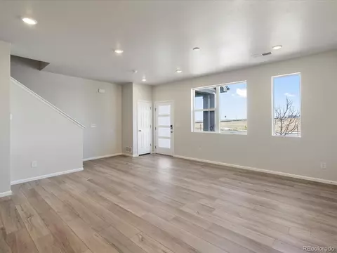 21203 E 63rd Dr, Aurora, CO 80019 photo 5