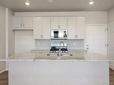 21203 E 63rd Dr, Aurora, CO 80019 photo 7