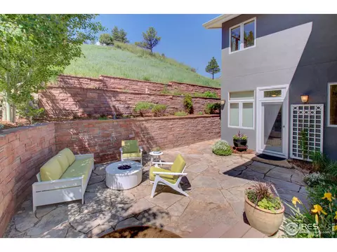 2627 Crestridge Ct, Boulder, CO 80302 photo 3