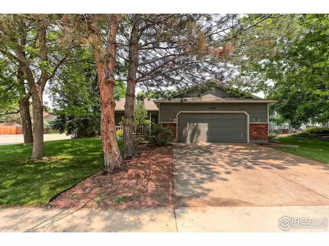 2400 Sunstone Dr, Fort Collins, CO 80525