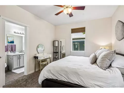 Bedroom - 10321 E 26th Ave, Denver, CO 80238 photo 2 of 2