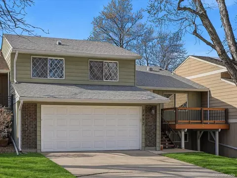 7493 W Cedar Cir, Lakewood, CO 80226