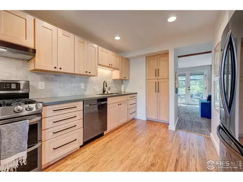 1265 Bear Mountain Dr #B, Boulder, CO 80305 photo 2