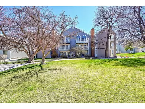 3351 S Monaco Pkwy #E, Denver, CO 80222