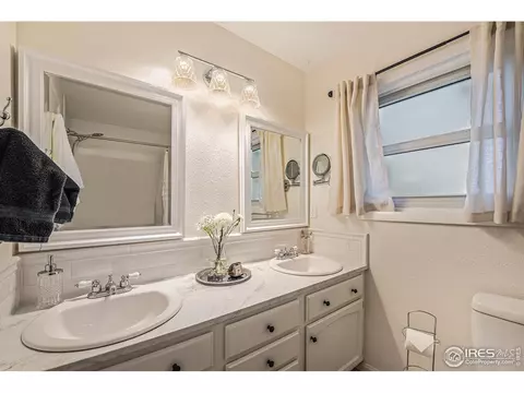 845 N 4th St, Berthoud, CO 80513 photo 10