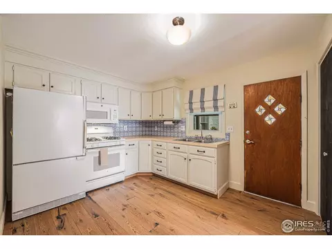845 N 4th St, Berthoud, CO 80513 photo 8