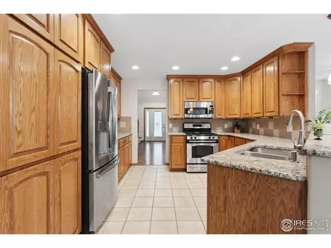 103 E Indiana Ave, Berthoud, CO 80513 photo 9