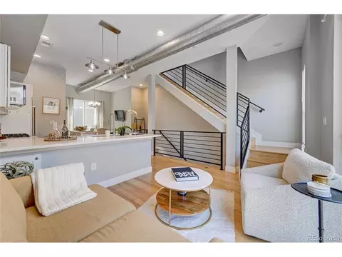 3314 S Washington St, Englewood, CO 80113