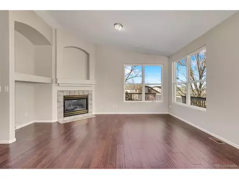 18376 E Amherst Dr, Aurora, CO 80013 photo 3