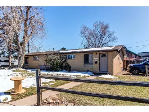 8864 W 54th Pl, Arvada, CO 80002