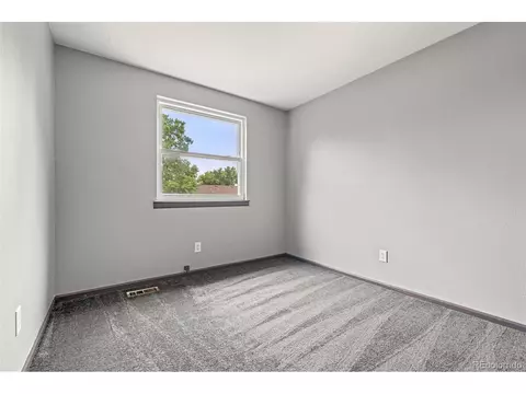 19481 E Navarro Dr, Aurora, CO 80013 photo 14