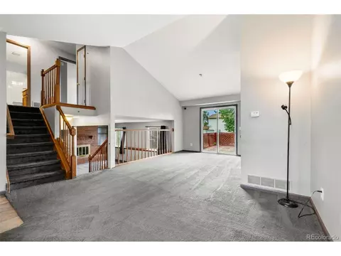 19481 E Navarro Dr, Aurora, CO 80013 photo 3
