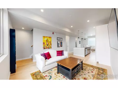825 Crisman Dr #B-107, Longmont, CO 80501