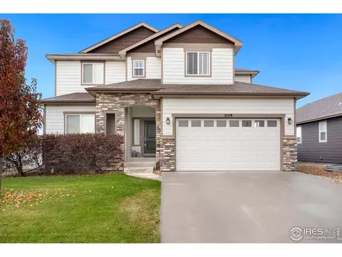 889 Shirttail Peak Dr, Windsor, CO 80550