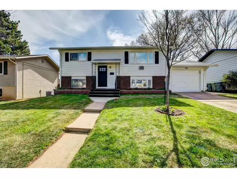 232 Clover Ln, Fort Collins, CO 80521