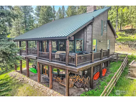 21 Meadow Lake Dr, Lyons, CO 80540