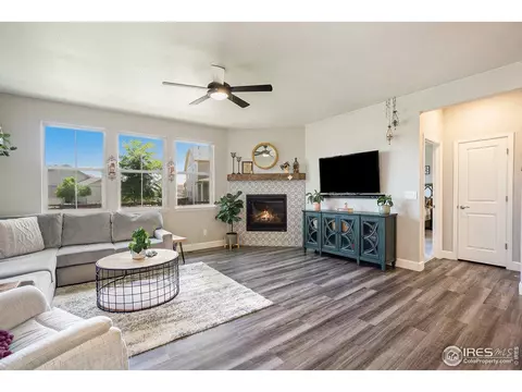 6040 Gannet Dr, Timnath, CO 80547