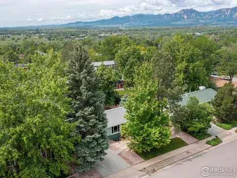 7672 Concord Dr, Boulder, CO 80301 photo 2