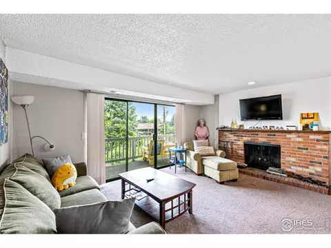 2141 Baseline Rd #17, Boulder, CO 80302 photo 2