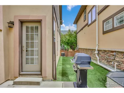 9471 E 5th Ave, Denver, CO 80230 photo 6