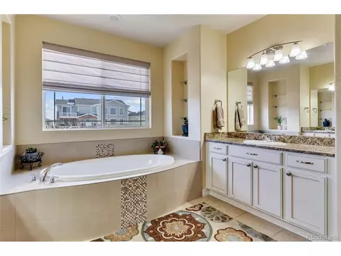 27454 Euclid Dr, Aurora, CO 80016 photo 27