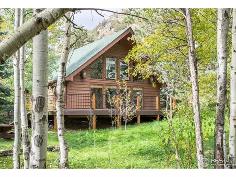 931 Streamside Dr, Glen Haven, CO 80532