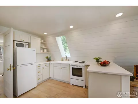 100 Elk Rd, Lyons, CO 80540 photo 4