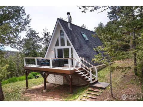 100 Elk Rd, Lyons, CO 80540