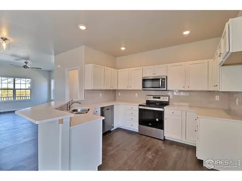4226 Primrose Ln, Evans, CO 80620 photo 7
