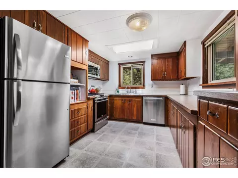 208 Cedar Dr, Lyons, CO 80540 photo 11