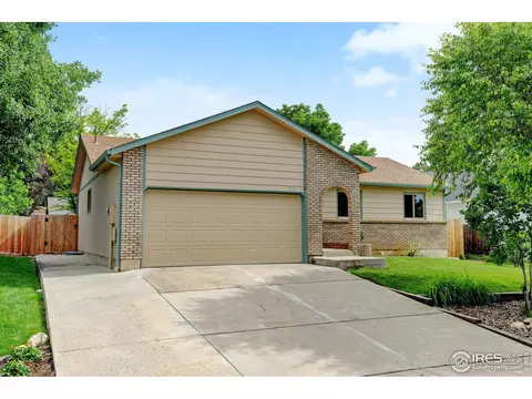 712 Blue Mountain Dr, Fort Collins, CO 80526