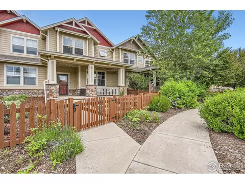 2033 Scarecrow Rd, Fort Collins, CO 80525