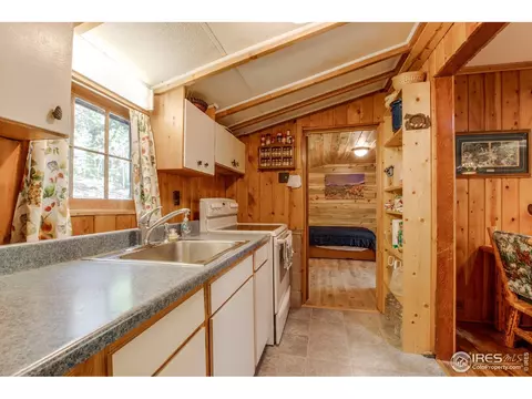 52 Peaceful Valley Rd, Lyons, CO 80540 photo 14