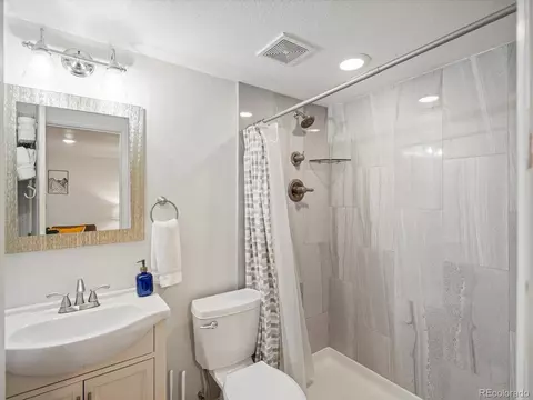 2433 E 90th Ave, Thornton, CO 80229 photo 32