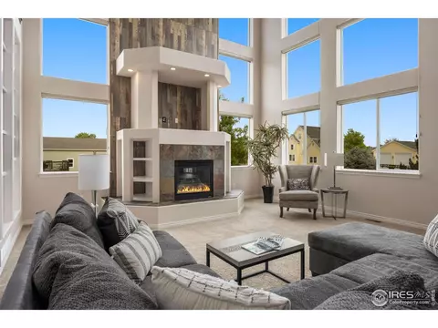3427 Red Hawk Ln, Longmont, CO 80504