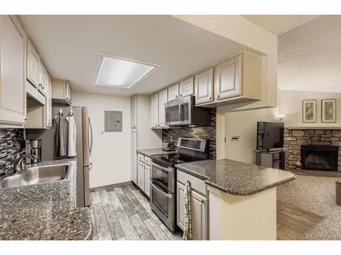 8225 E Fairmount Dr #4-204, Denver, CO 80247