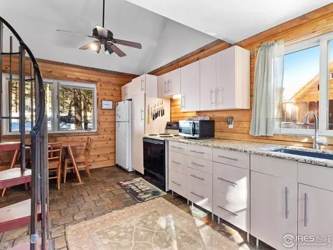 2817 Riverside Dr, Lyons, CO 80540 photo 9