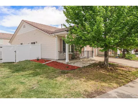 19481 E 50th Pl, Denver, CO 80249 photo 5