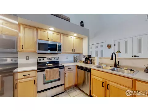 905 Lucca Dr, Evans, CO 80620 photo 7