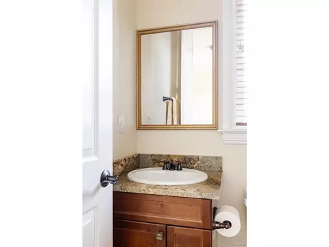 8154 E 25th Dr, Denver, CO 80238 photo 35